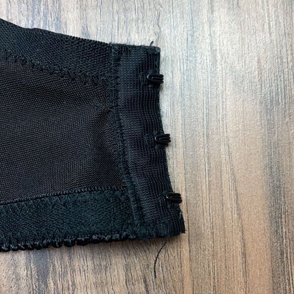 Rampage Intimates. Black padded T-shirt bra Plunge. 38D - Picture 9 of 10